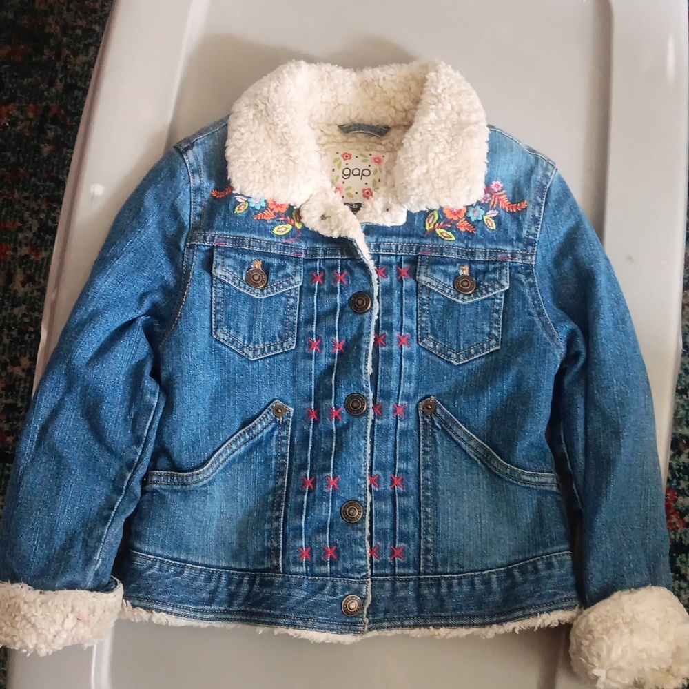 Gap jean jacket with fleece lining and embroidery